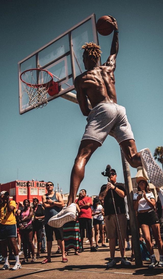 禁区内的快 禁区内的快